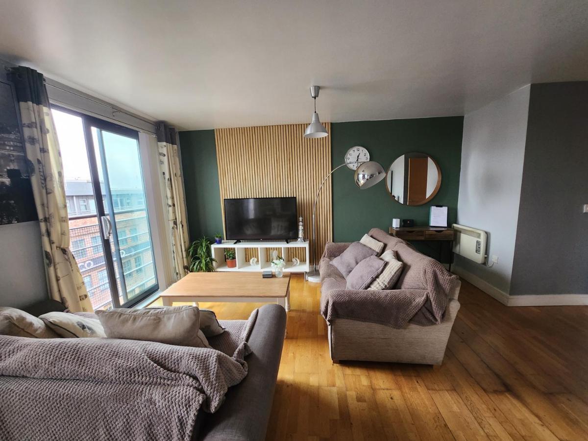 Modern Central Penthouse - 1 Secureparking Liverpool Esterno foto