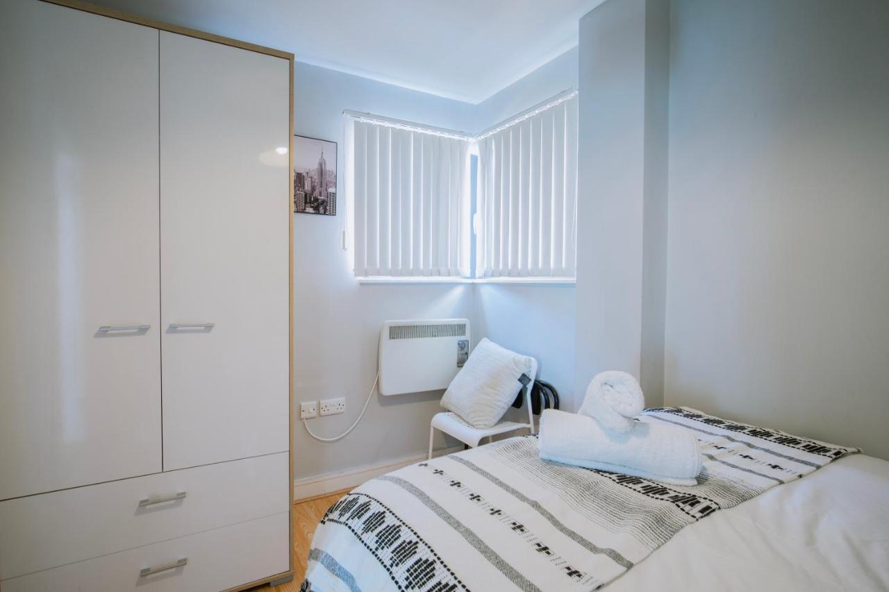 Modern Central Penthouse - 1 Secureparking Liverpool Esterno foto