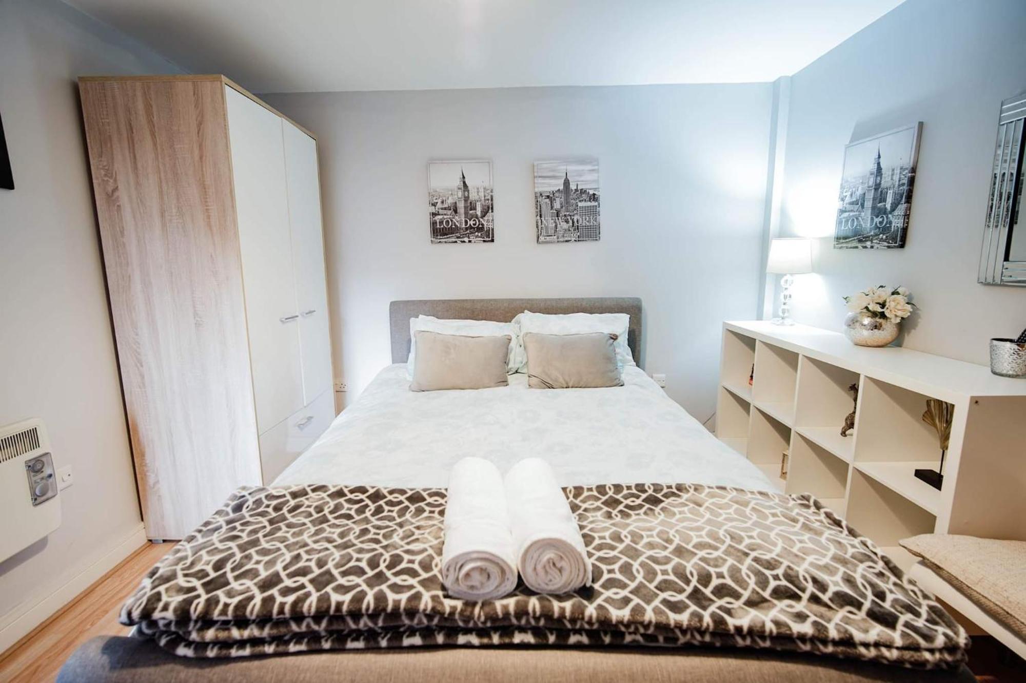 Modern Central Penthouse - 1 Secureparking Liverpool Camera foto